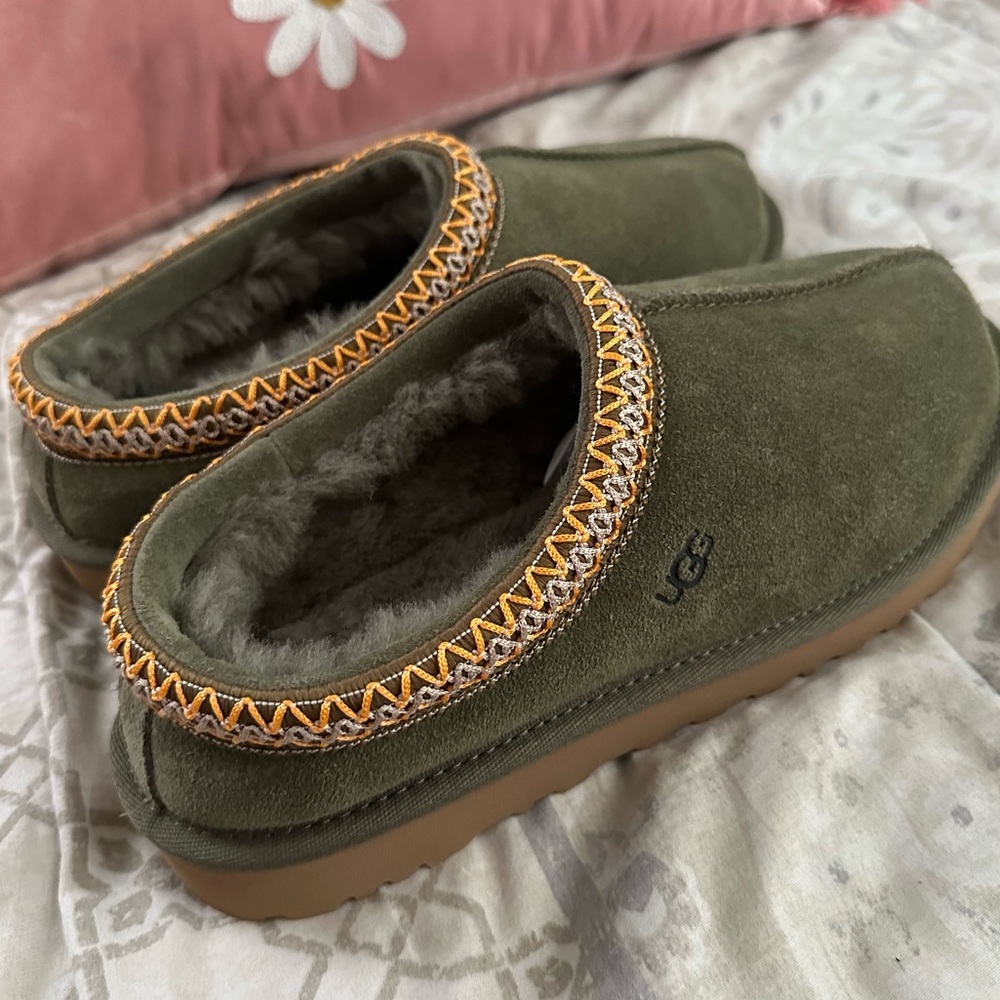 Women’s Ugg Tasman Slippers
